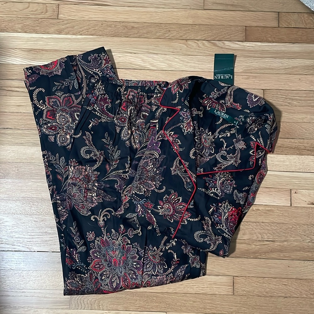 NWT Gorgeous Ralph Lauren Pajamas. Size Medium.